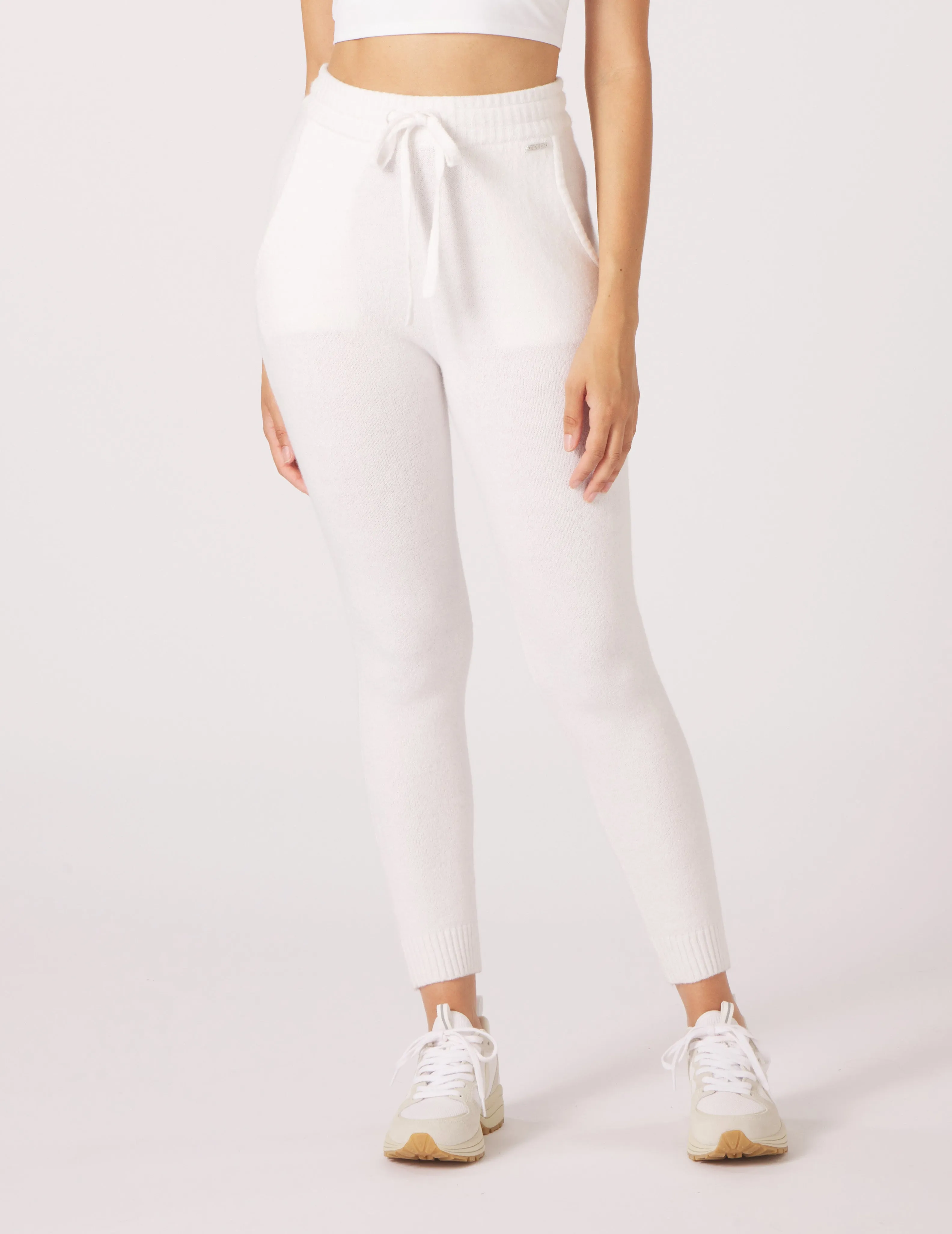 Merino Jogger: White