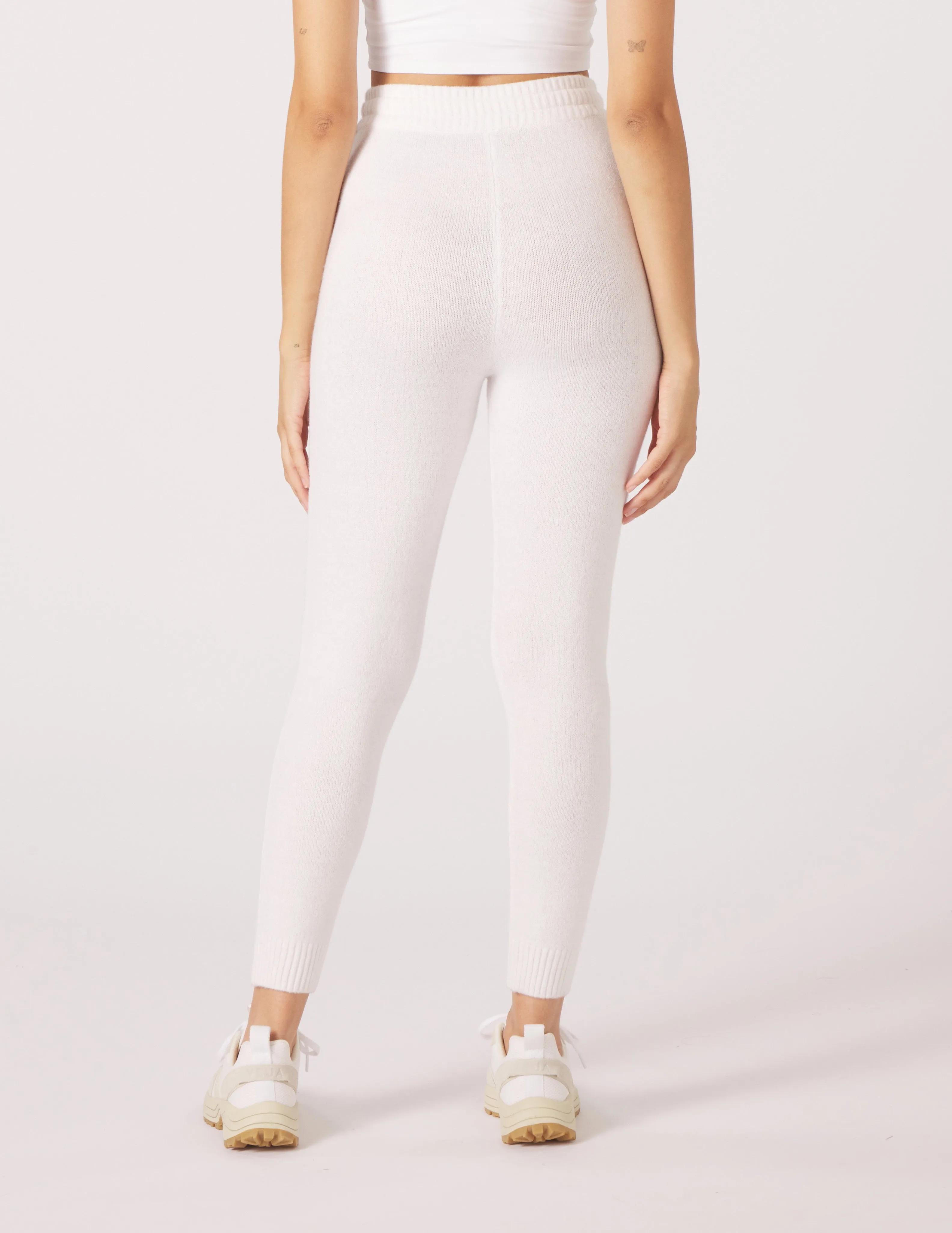 Merino Jogger: White