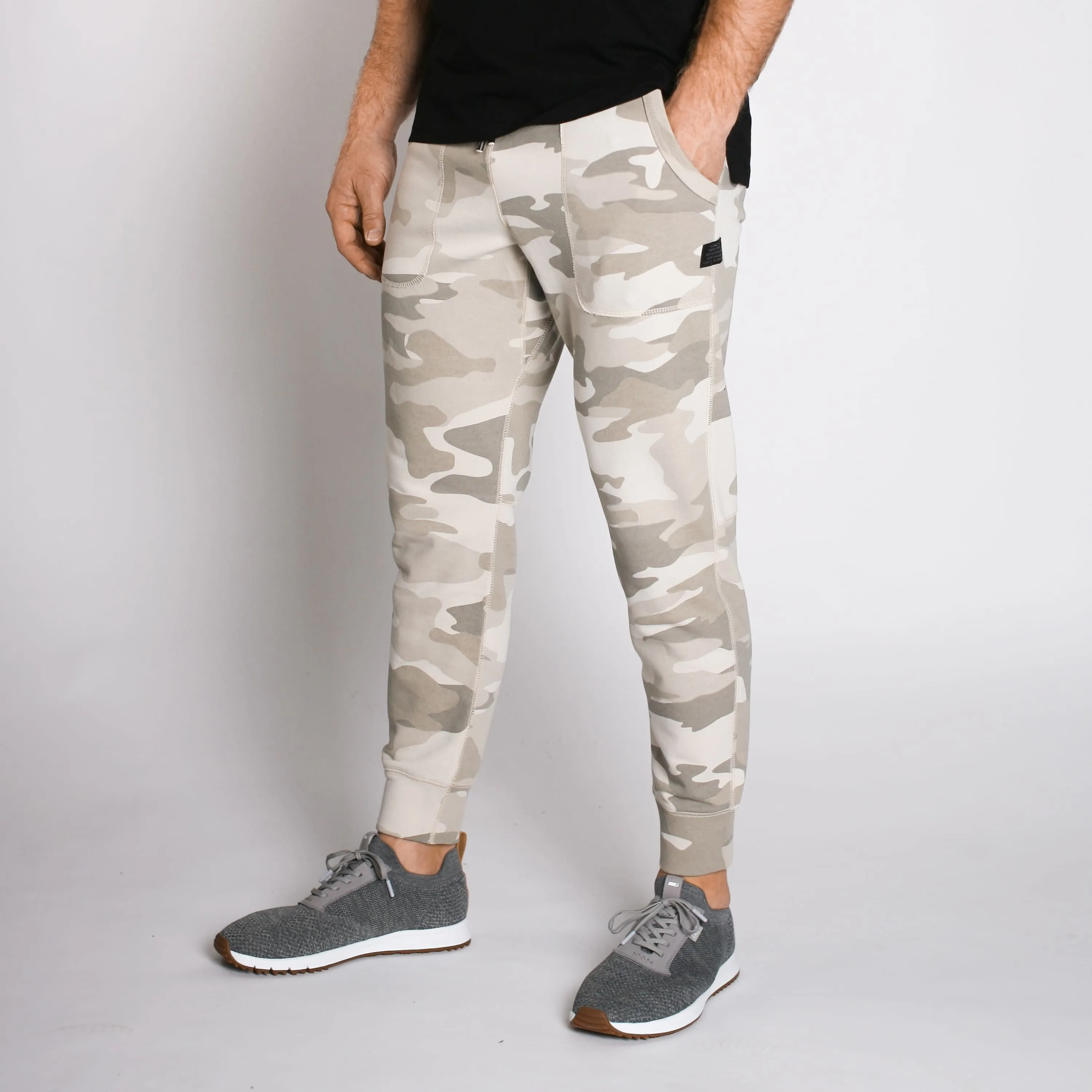 Mills Jogger Sweatpant Desert Camo