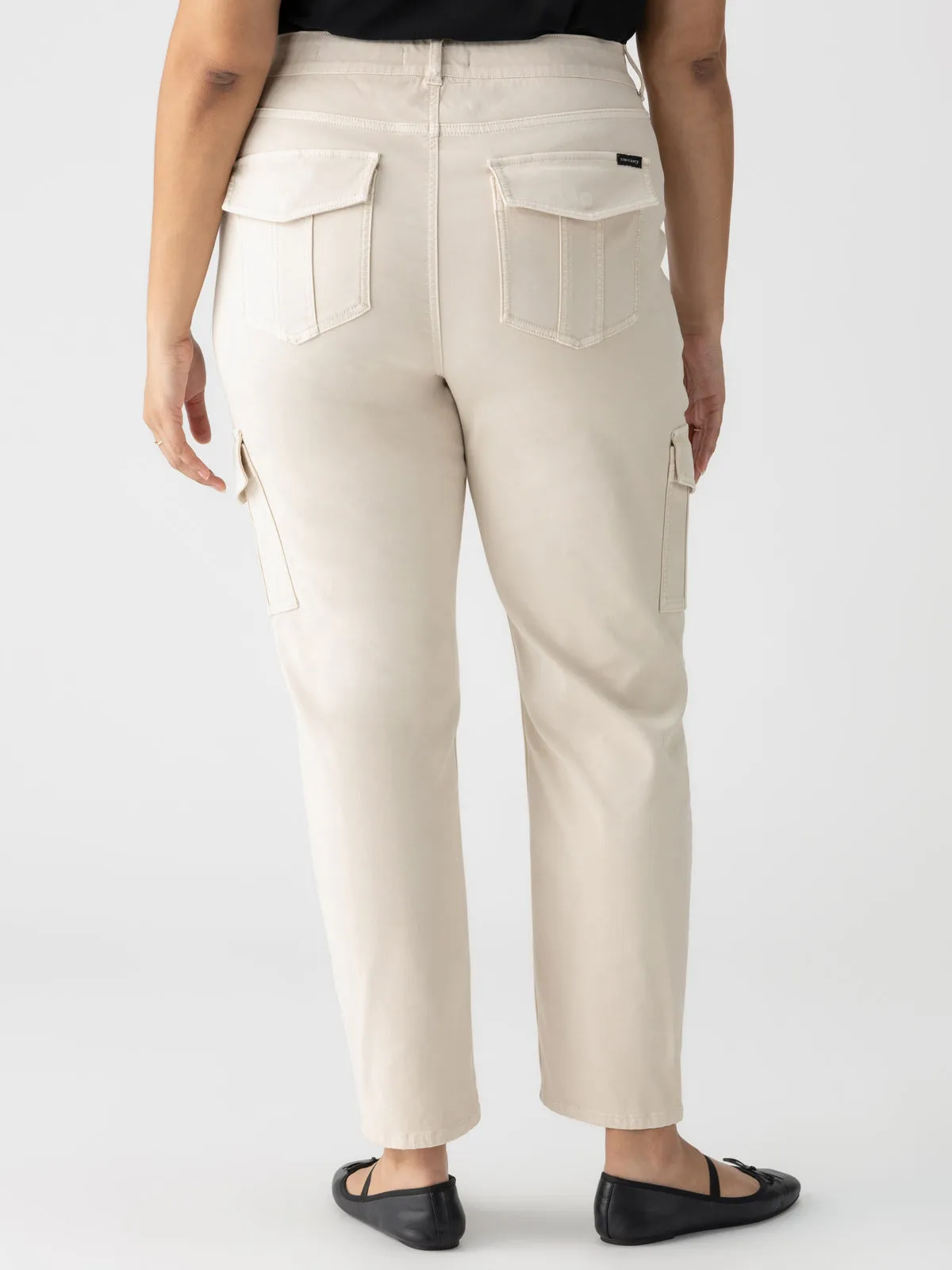 Sculpted Hayden Cargo Standard Rise Pant Toasted Almond Inclusive Collection