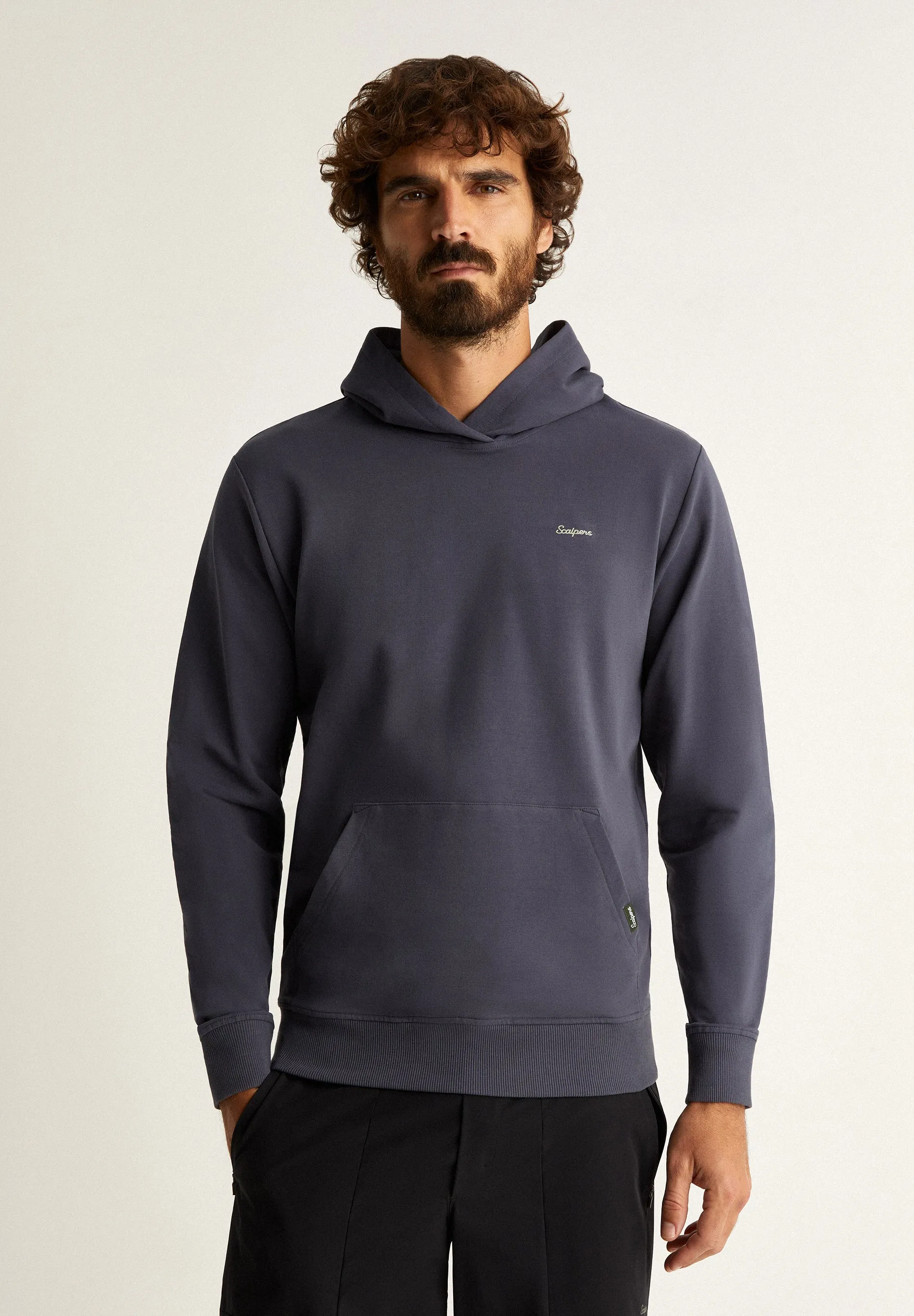 SUDADERA DEPORTIVA CAPUCHA